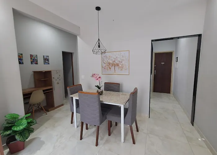 Apto Quadra Praia 81 Rio de Janeiro